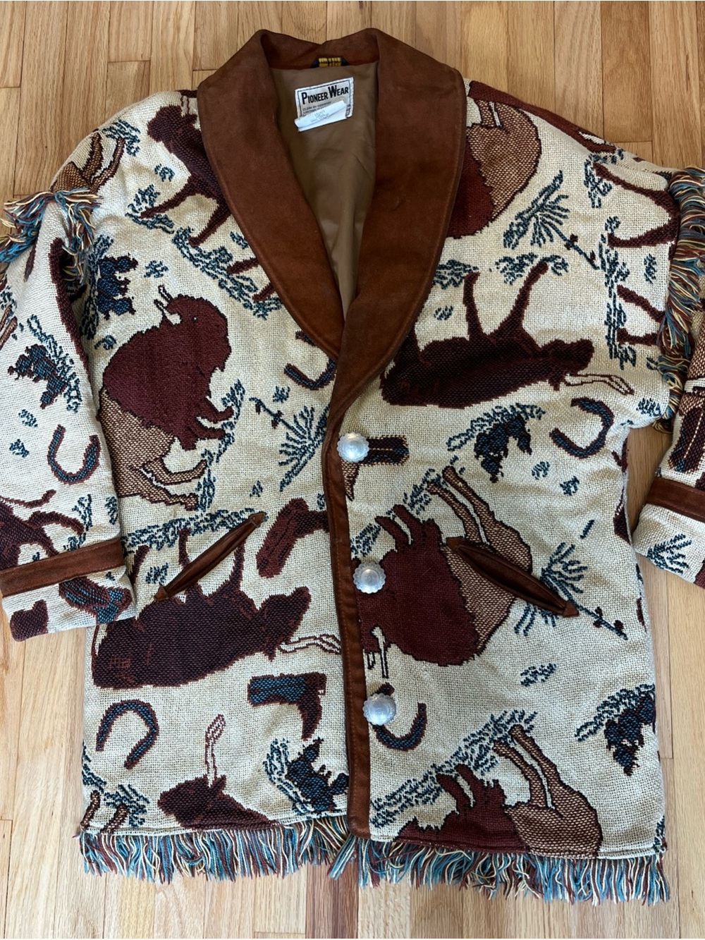 Vintage Pioneer Wear Western Large Buffalo Tapestry Suede Fringe Concho Silver